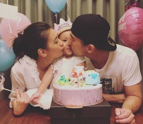 头婚就当继父的4位男星，他结婚时38岁，儿子却已经31岁