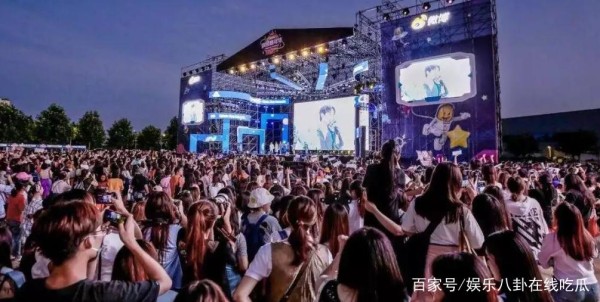 饭圈里面经常有人会说red姐，这是什么意思呢？