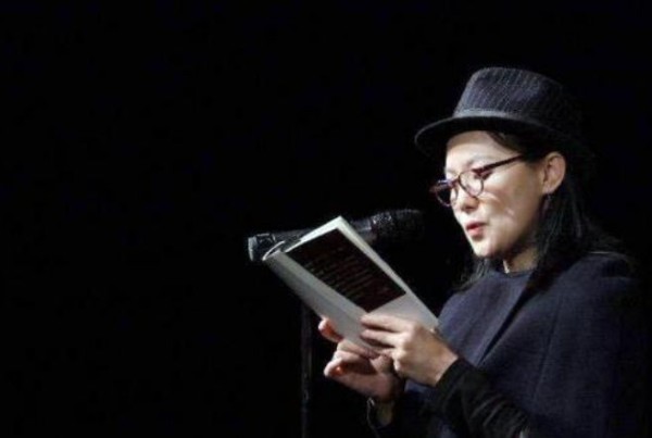 咏梅：意外进入娱乐圈，出道20多年，却是零绯闻