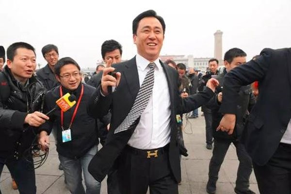 范冰冰许家印天涯八卦 参加恒大楼盘活动亲密照片