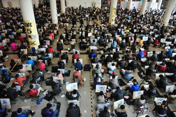 艺考热与明星文化素养：探讨艺术人才培养中的问题与反思