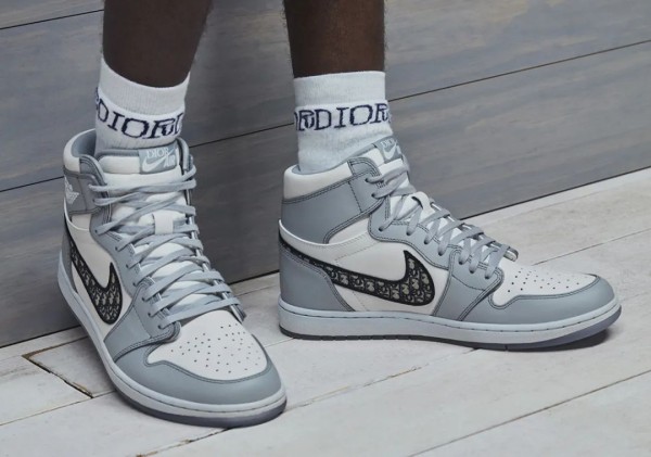 Dior x 藤原浩 x AJ1联名？主理人上脚特别款大闪电！见过吗？-Supreme情报网