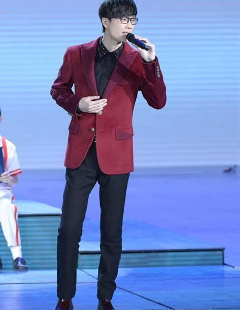 许嵩和薛之谦同样是海蝶旗下歌手, 为何许嵩从来不上综艺