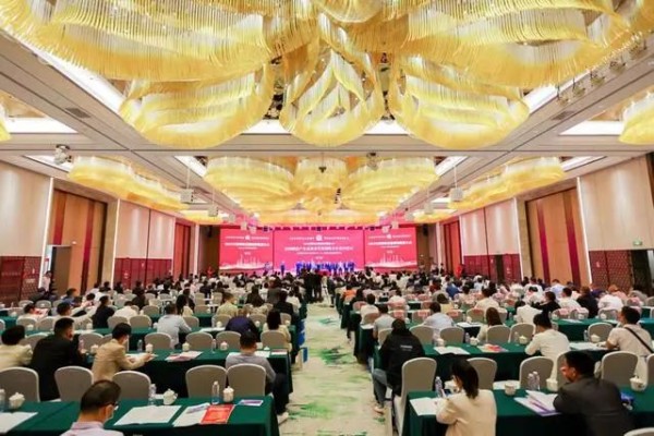 深圳市质量强市金质奖章颁奖 7位企业家荣获金质奖章