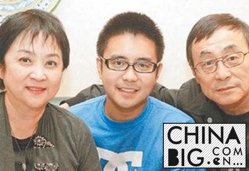 刘家昌与甄珍为什么“假恩爱”？ 刘家昌与甄珍离婚原因揭秘