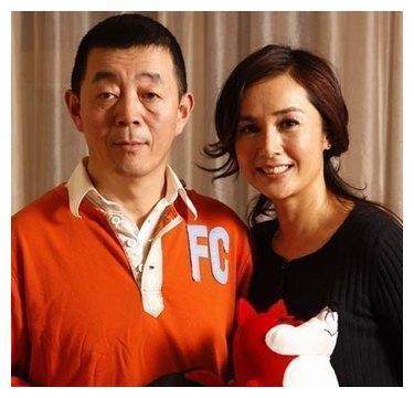 实力派蒋雯丽，曾5夺视后1获影后，今被传和小16岁黄轩的绯闻