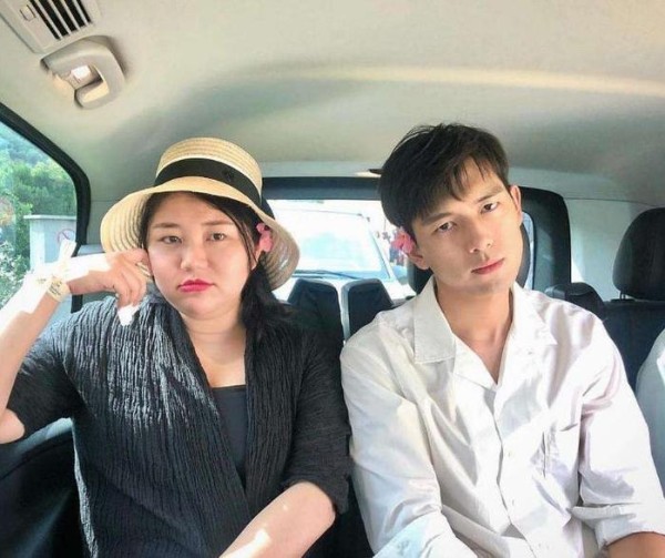 肖战老板是龙丹妮，王一博老板是杜华，当看到李现老板：活该你火