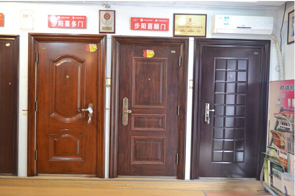 丁级防盗门