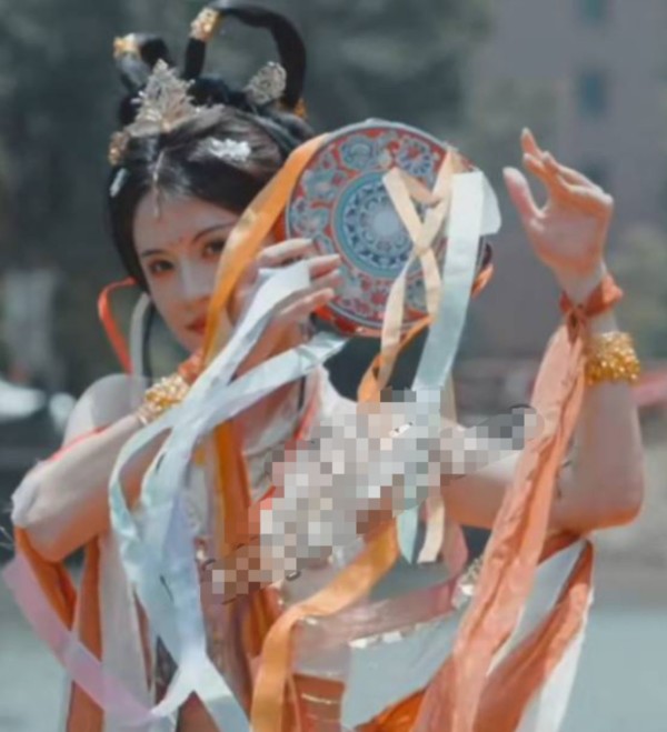 抖音小鹿姐姐沐浴视频什么瓜 小鹿姐姐洗澡的视频资源遭外国男友流出事件