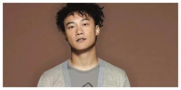 他是音乐怪咖，成就仅次于周杰伦，被誉为“张学友的接班人”