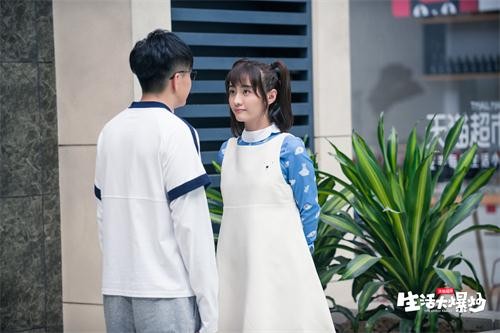 何昕霖3.jpg