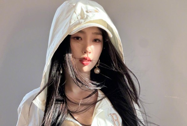 虞书欣田栩宁同热搜，华策消费旧艺人，盼理性造星