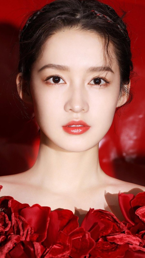 娱乐圈清流！盘点那些零绯闻的女明星，你猜都有谁？