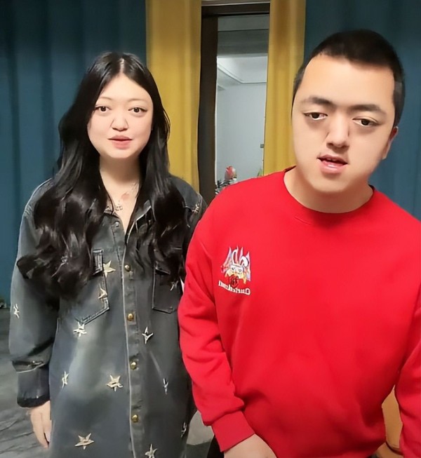 20岁网红猝逝！因生病长相特殊，和女明星撞脸，生前长期被网暴