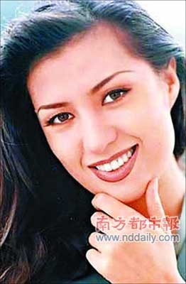 媒体猜测玉女李华兰就是成龙当年的女友。