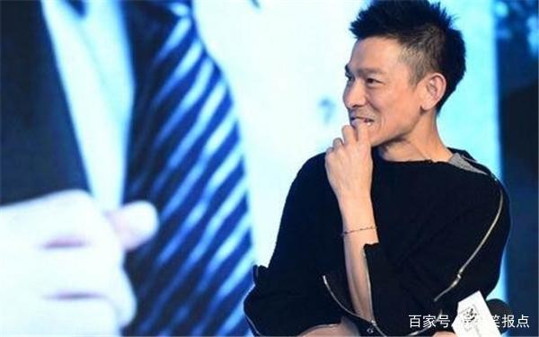 深受韩国喜爱的中国明星，成龙排第二，第一让人心服口服