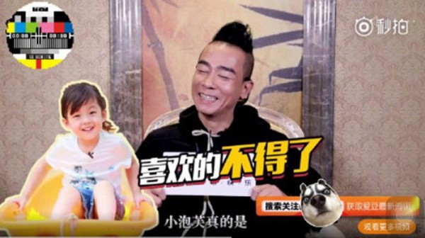 春哥抱上小泡芙 刘畊宏一句话引得网友直喊春哥给Jasper定娃娃亲