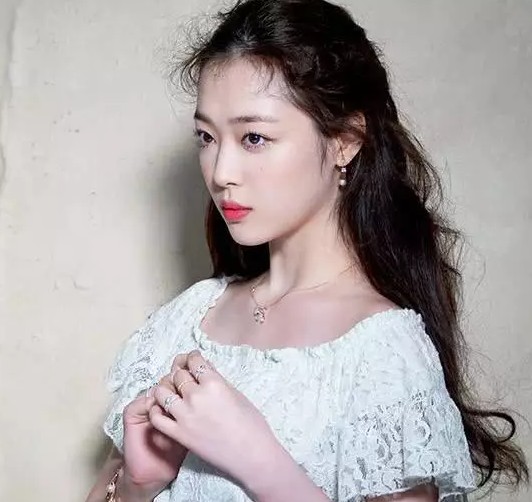 金希澈无法参加韩庚婚礼怎么回事 金希澈和韩庚什么关系