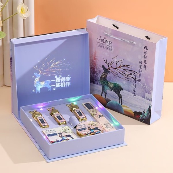 魅力焕新：三色拼图美妆护肤精选香水彩妆套装与搭配指南