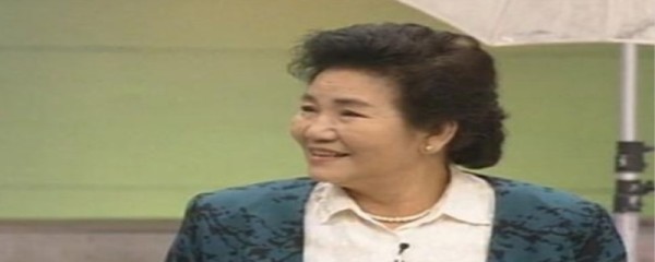 巩汉林和赵丽蓉什么关系，赵丽蓉什么原因走的