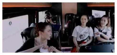 为什么明星消费都要撕小票，冯绍峰和赵丽颖亲身告诉你不撕的后果