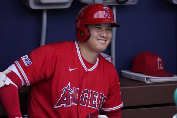 棒球明星大谷翔平转队 FOX电视台玩梗宝可梦进化