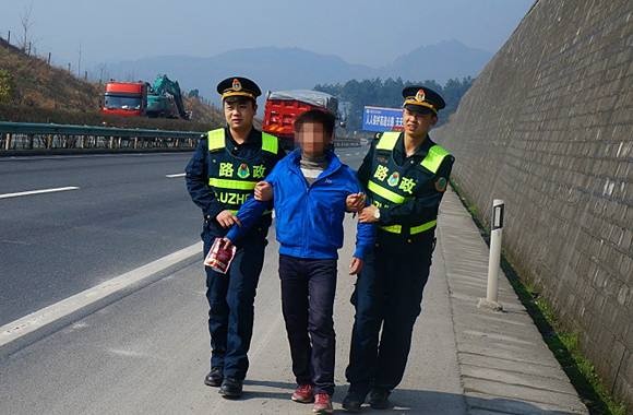 高速公路路政员待遇如何?高速路政是干什么的 本文共(928字)
