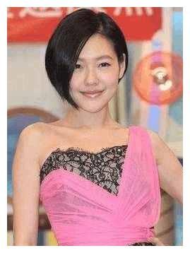 女星公众场合来大姨妈，张钧甯最敬业，张韶涵最尴尬