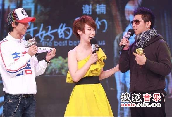 羽凡当场发飙 指责儿媳谢楠出轨