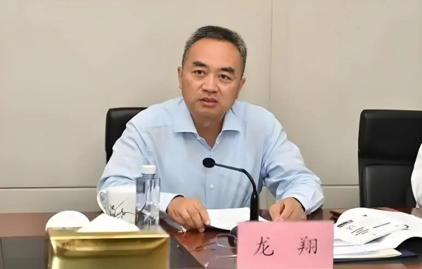 南京官场震荡反思：明星官员的陨落