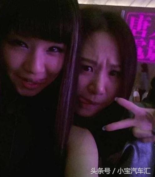 15岁上春晚转4小时成名，小彩旗今出行豪车接送，却过成夜场女王