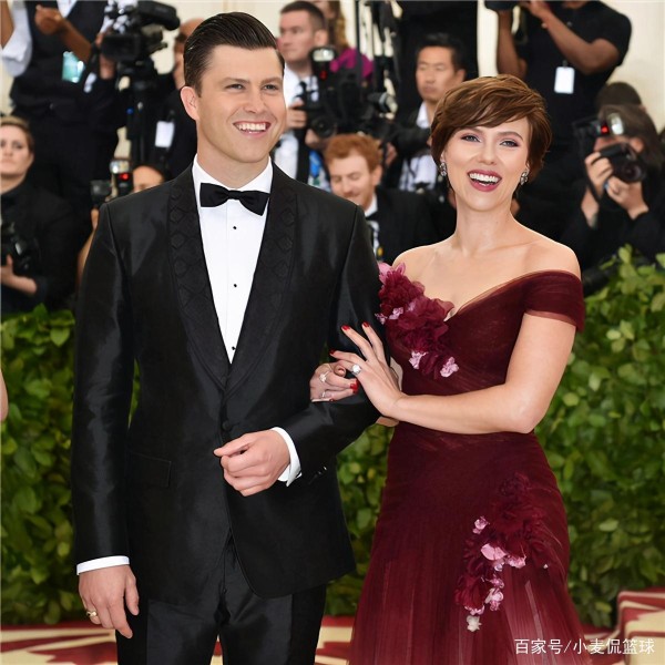 移情别恋！杜兰特被曝约会乐坛天后！网友：小帅这次开窍了