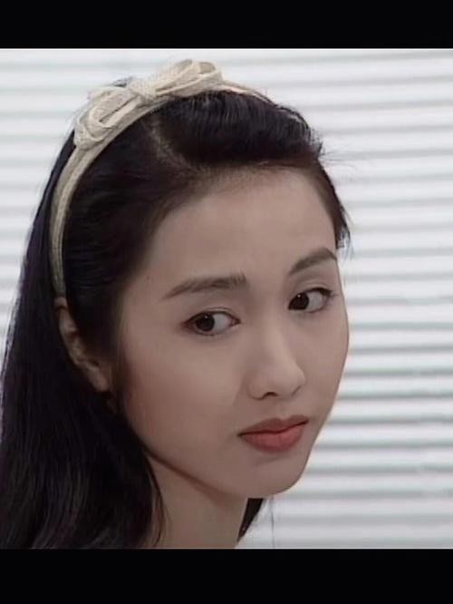 黎姿：为救弟弟嫁给残疾富豪，一家五口三人伤残，她的人生幸福吗