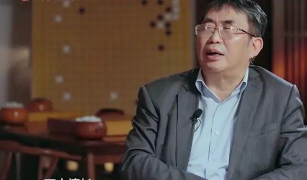 首位女子围棋冠军，前夫是棋圣，婚姻遭背叛后去日本