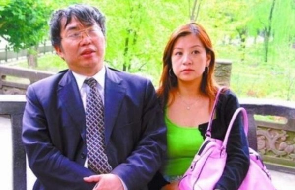 首位女子围棋冠军，前夫是棋圣，婚姻遭背叛后去日本