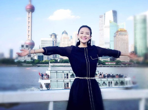 童瑶章子怡太像了 因长相很像撞脸简直一模一样难以分辨