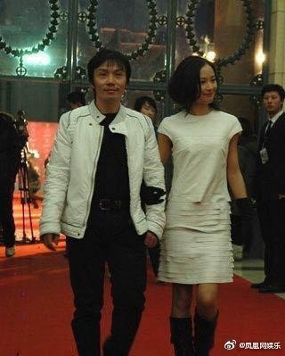 罗红前妻否认被江一燕插足，离婚因痴迷于摄影，网友：另有玄机