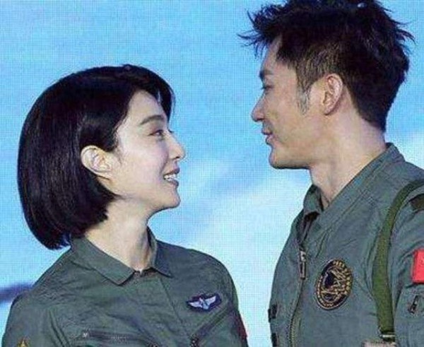 《空天猎》上映，有人卖力宣传，有人装作不知，反映跑男真实关系