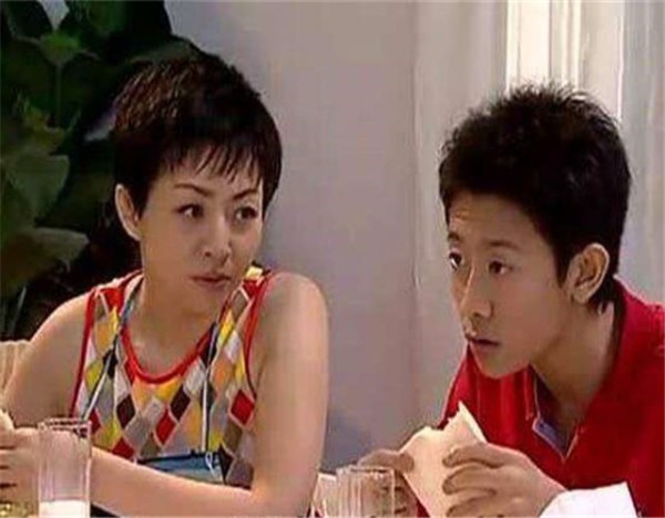 演过张一山“妈妈”的三个人，前两位大红大紫，唯独她被人遗忘！