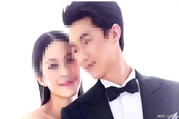 从巅峰到烟火日常：陈楚生刘云二十年相守，复刻娱乐圈真情范本