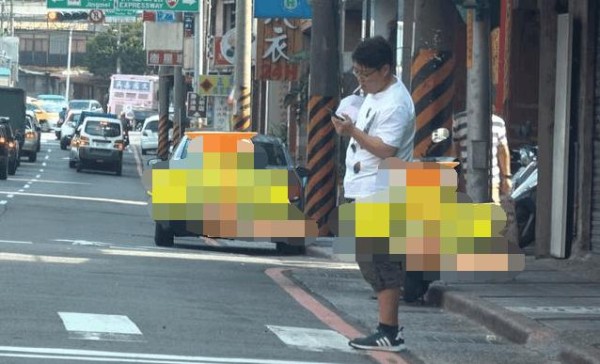 曾跟释小龙齐名的小胖子, 如今母亲抑郁, 穷到社保都缴不起