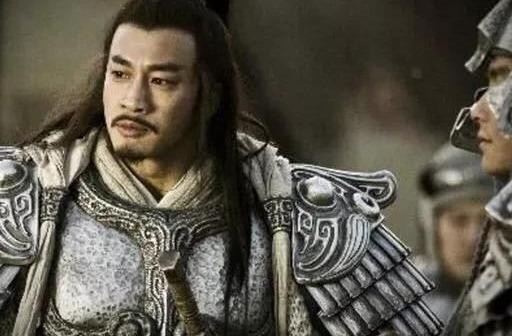 龙且和项羽什么关系，为何他败给韩信，项羽就知道自己失败了？