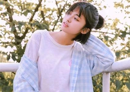 本应从事幕后工作的她，因小美好走红，被称为国民初恋