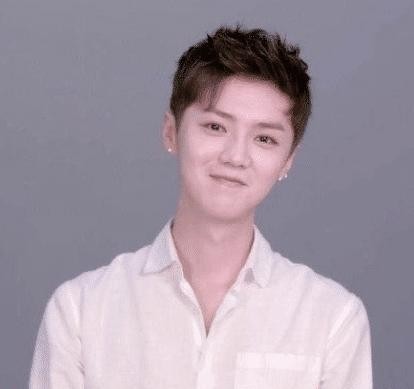 明星发胖毁所有：周杰伦变脸赵本山，黄子韬回归农村“葬爱”家族