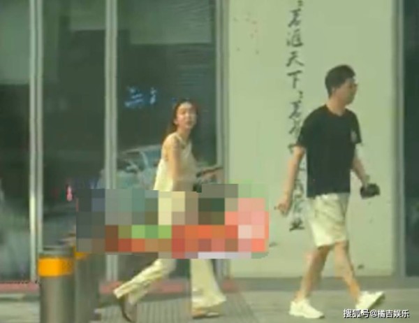 姜妍带男友参加宋丹丹生日聚会，两人早在四年前就已​结婚-姜妍宋丹丹到底什么关系