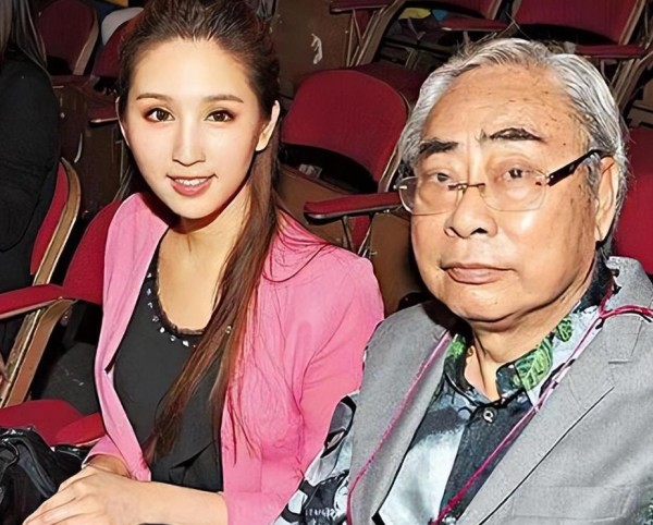 回顾：她曾是体操女神，和大51岁富商传“绯闻”，牵线人是自己亲爸