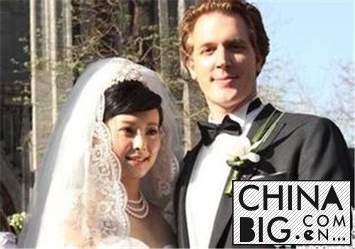 袁立炮轰女明星七宗罪是谁？揭其老公个人资料及身家背景