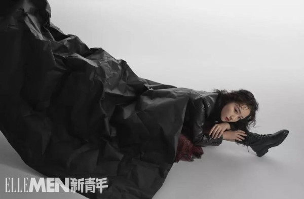 Black, Leg, Black hair, Outerwear, Sitting, Photography, Jacket, Photo shoot, Leather, Model, 