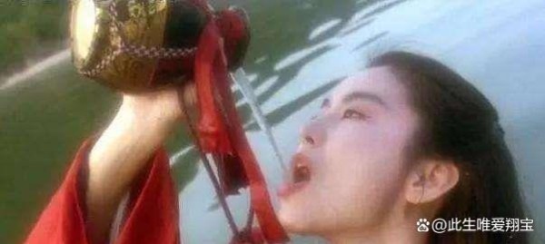 回顾香港女明星，令人惊艳的，十大经典镜头