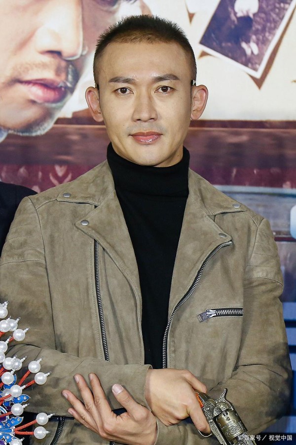 “月薪300万”上热搜，给男明星当全职太太，他们赚麻了吗？